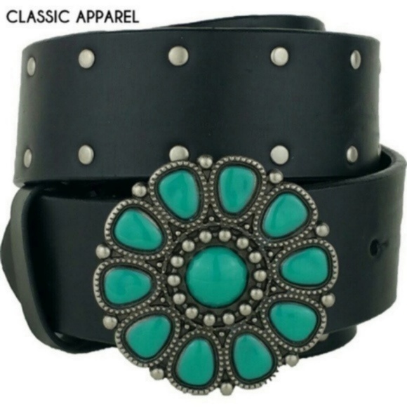 Accessories - DECORATIVE BUCKLE STUDDED BELT! ❤️